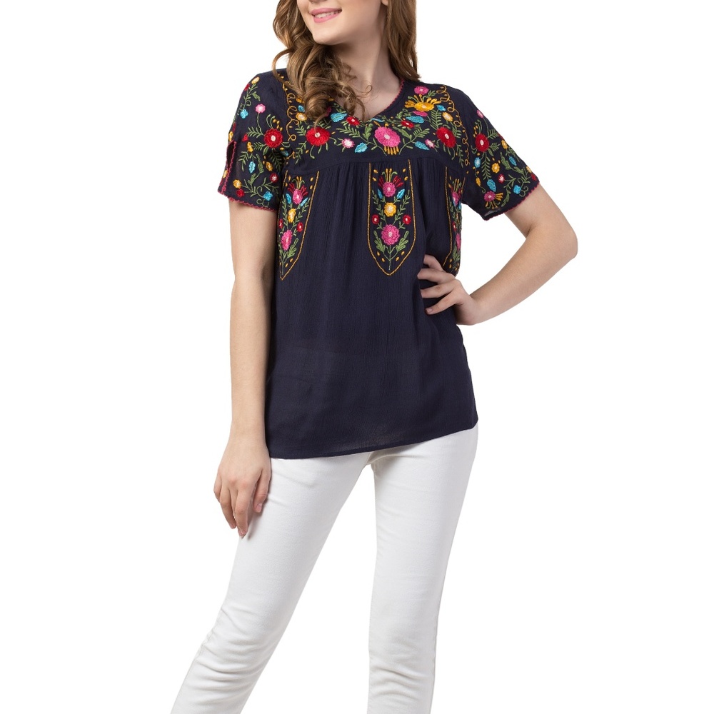 Raj Cela Top